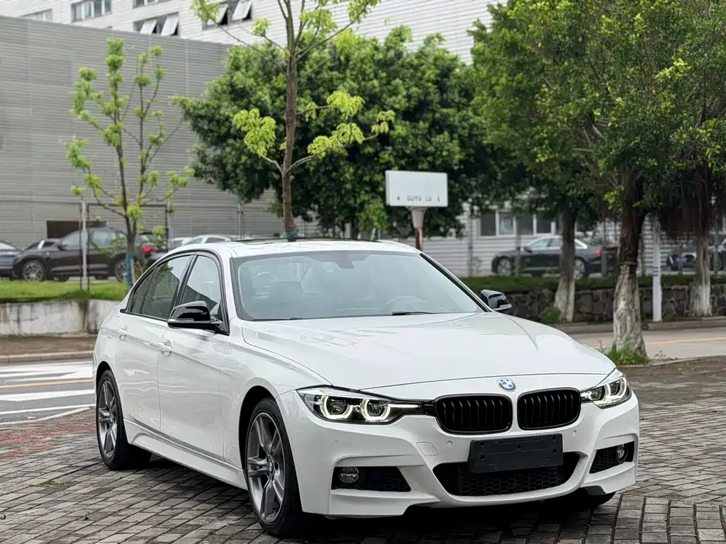 BMW 3 Series 2018 — фото 3