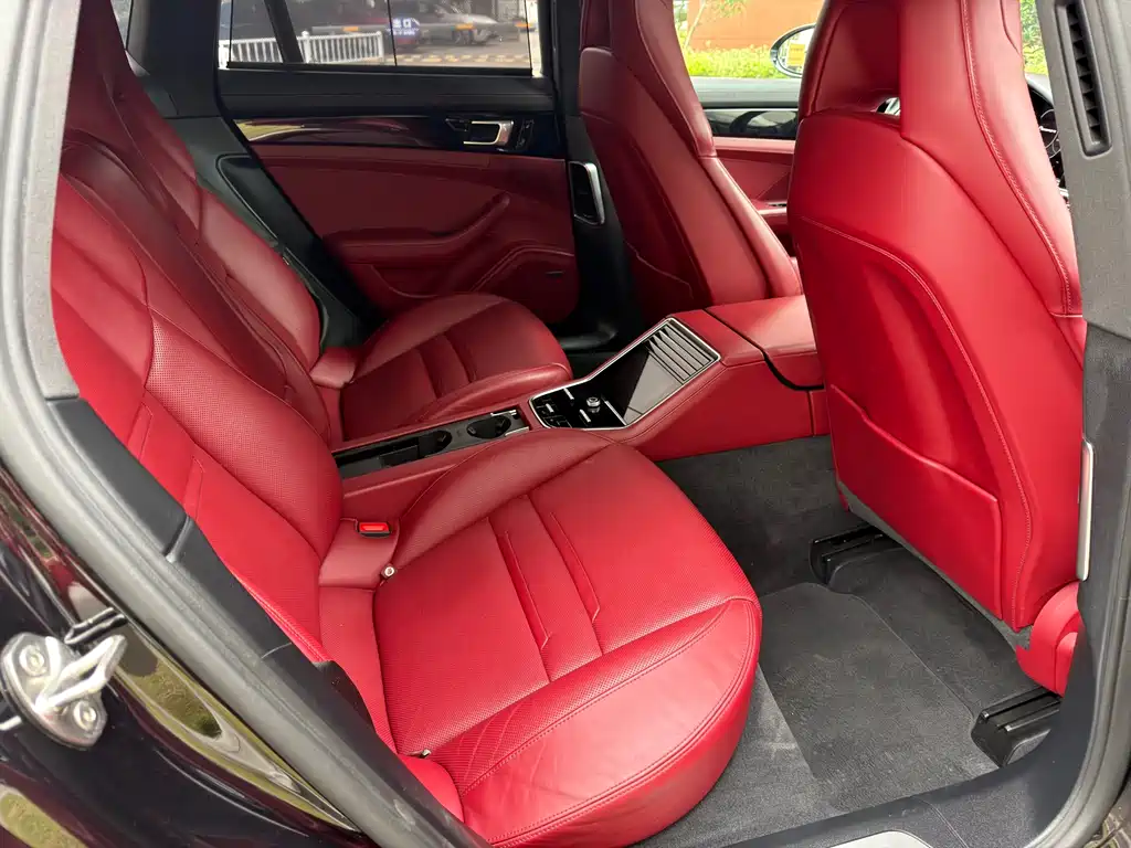 Porsche Panamera 2019 — фото 15