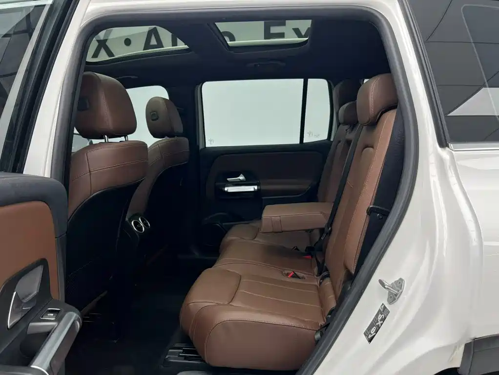 Mercedes-Benz GLB 2021 — фото 17