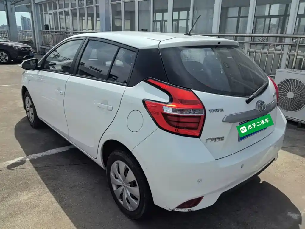 Toyota Yaris L 2019