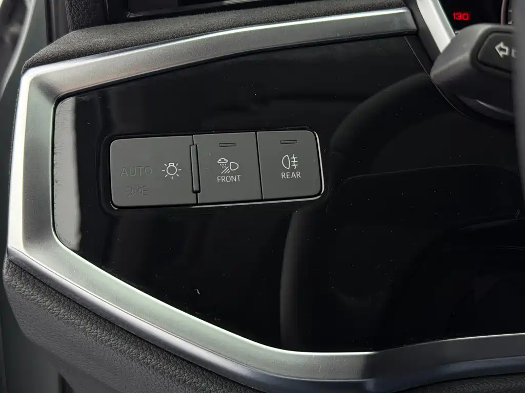 Audi Q3 2022 — фото 19
