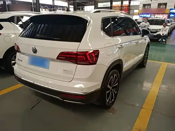 Volkswagen Tharu 2020