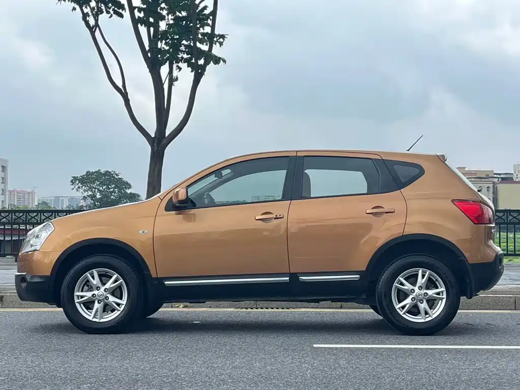 Nissan Qashqai 2014 — фото 3