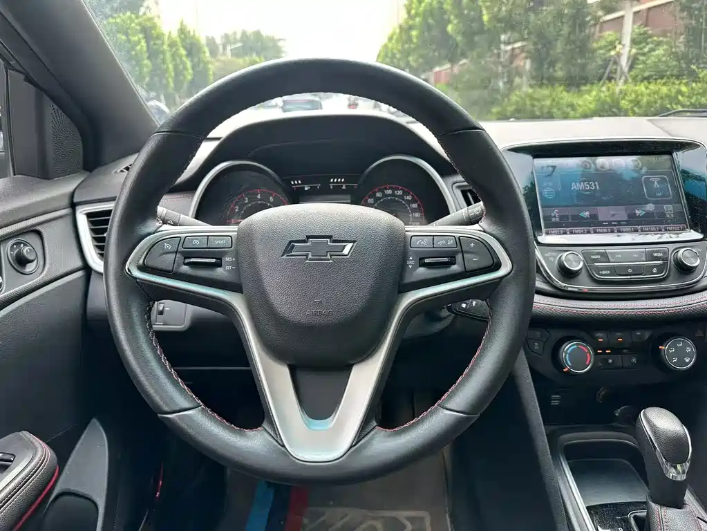 Chevrolet Monza 2019 — фото 12
