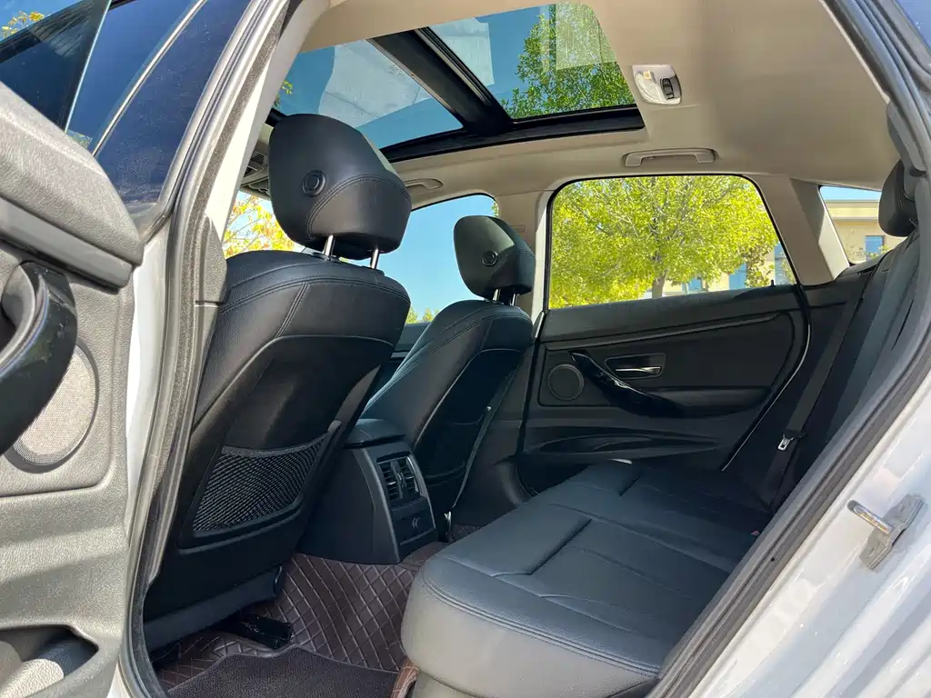 BMW 3 Series GT 2018 — фото 8