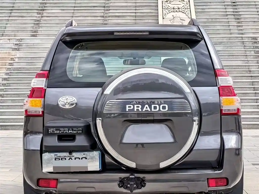 Toyota Prado 2017 — фото 8