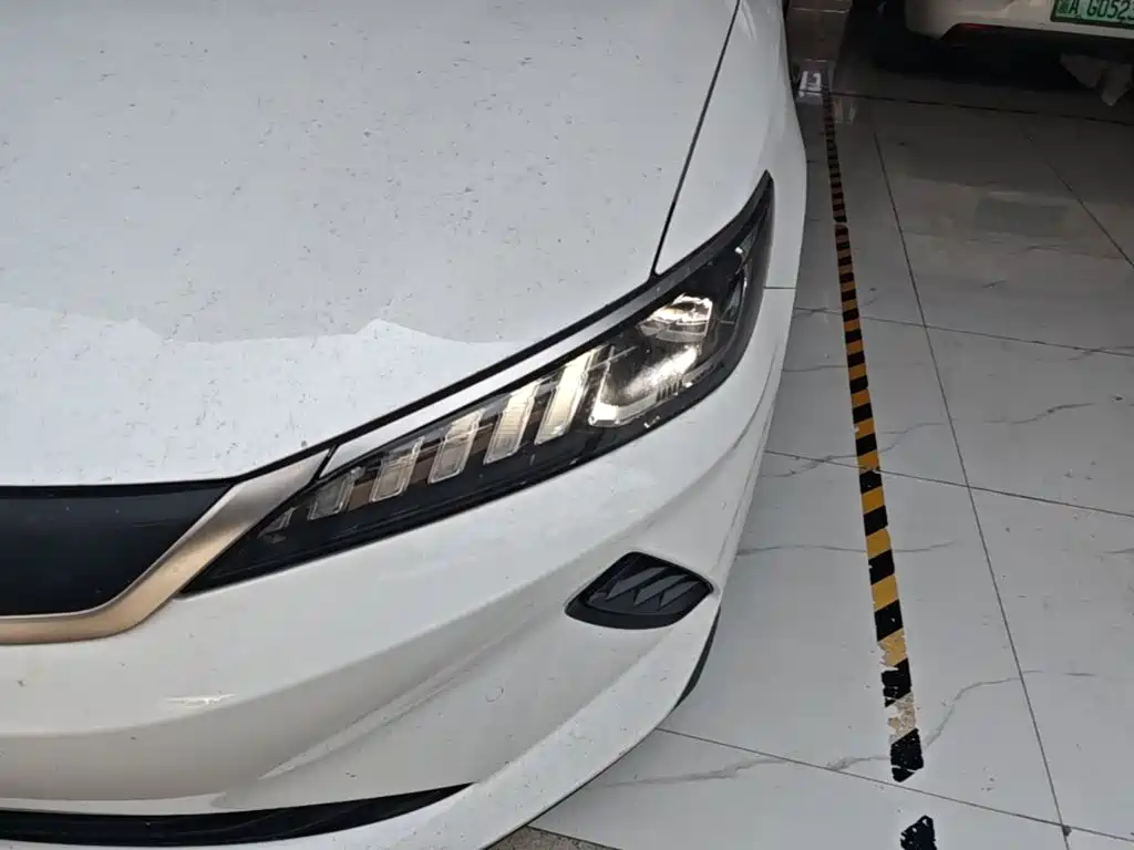 BYD Qin PLUS 2025 — фото 24