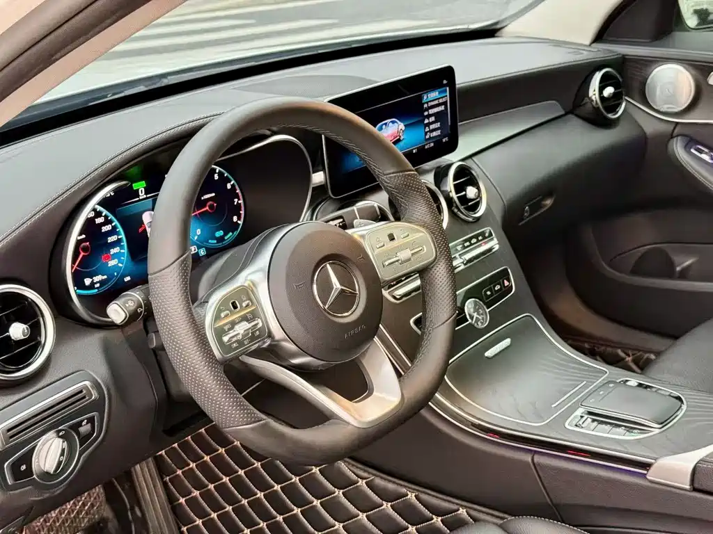 Mercedes-Benz C-Class 2021 — фото 9