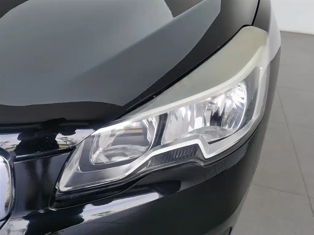 Peugeot 508 2016 — фото 7