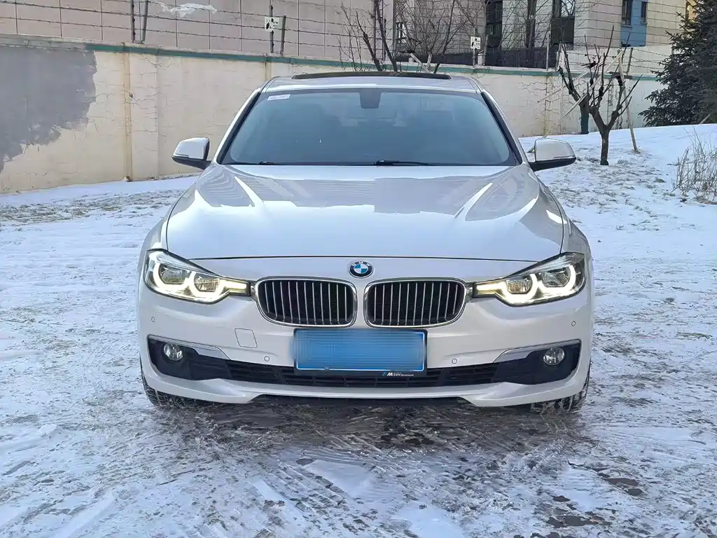 BMW 3 Series 2018 — фото 2