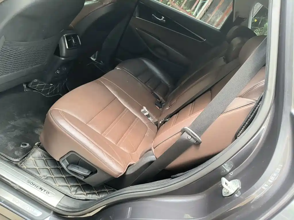 Kia Sorento 2016 — фото 17