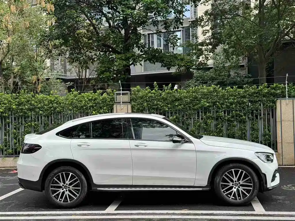 Mercedes-Benz GLC Coupe 2020 — фото 4