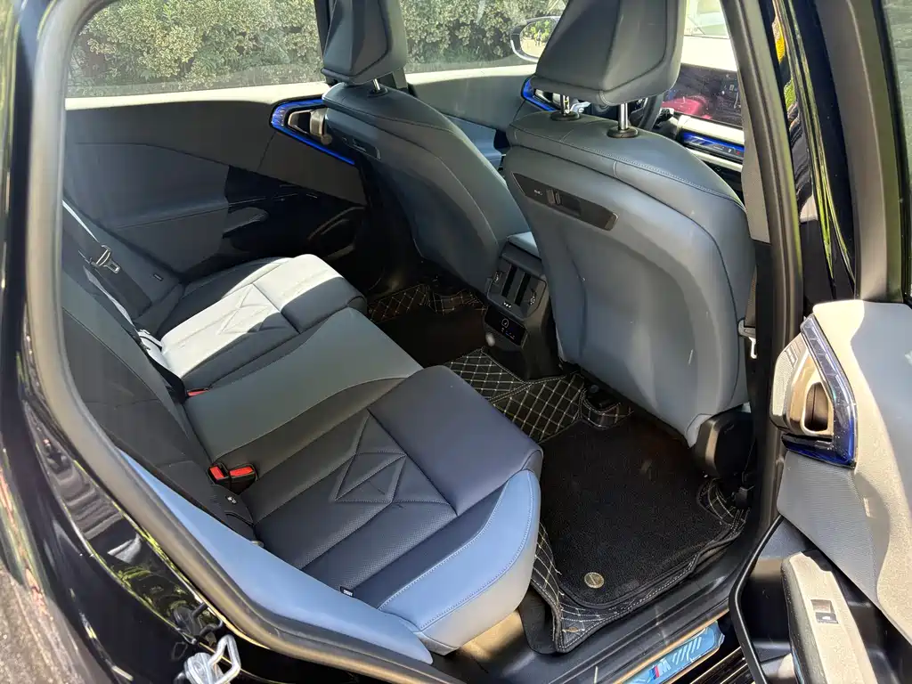 BMW X3 2025 — фото 10