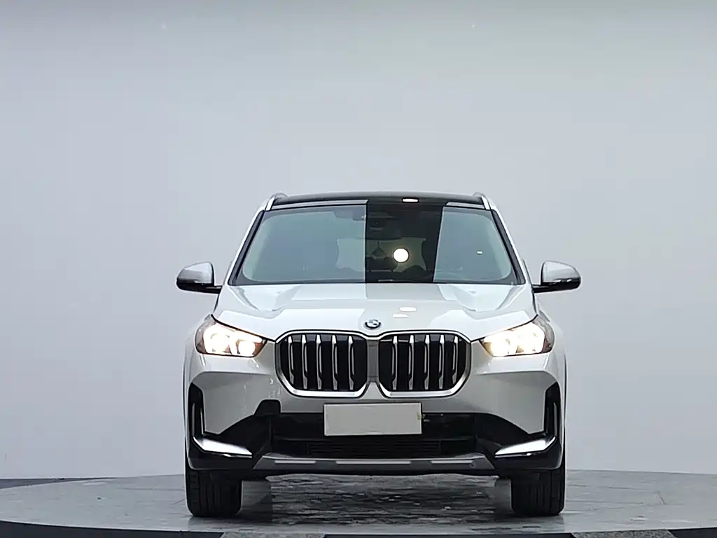 BMW X1 2024 — фото 2
