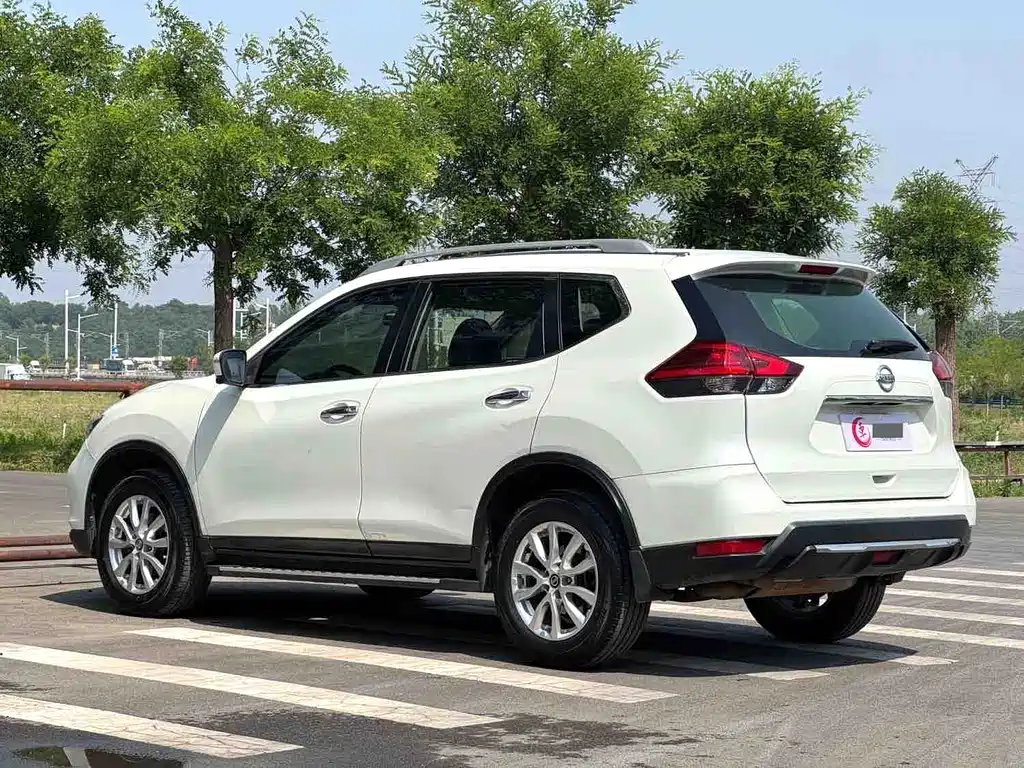 Nissan X-Trail 2018 — фото 15