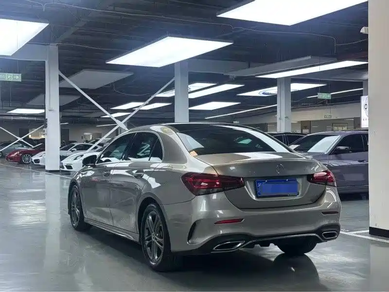 Mercedes-Benz A-Class 2020 — фото 11