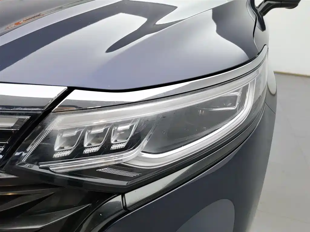 Roewe iMAX8 2021 — фото 7