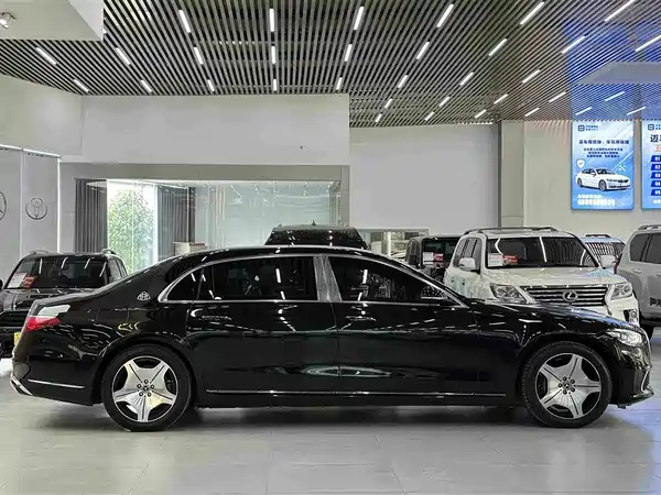 Mercedes-Benz Maybach S-Class 2021