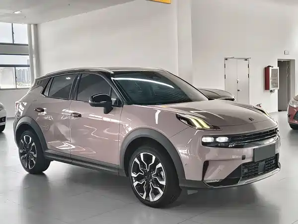Lynk & Co 06 2022