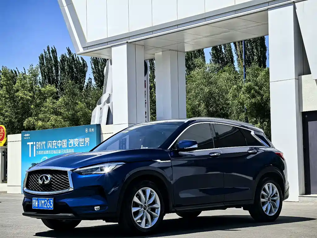 Infiniti QX50 2019 — фото 1