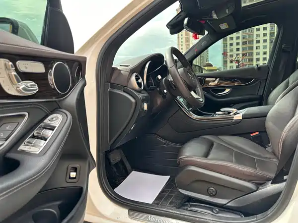 Mercedes-Benz GLC 2019