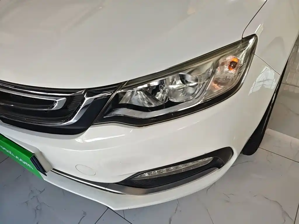 Geely Vision 2018 — фото 24