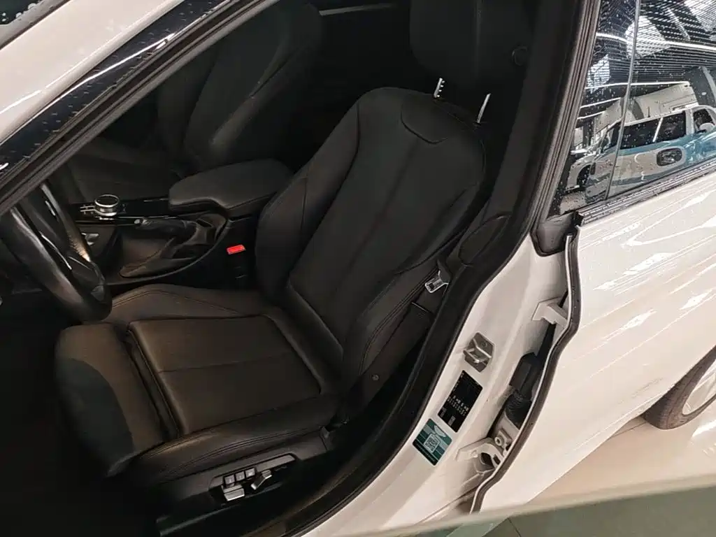 BMW 3 Series GT 2019 — фото 15