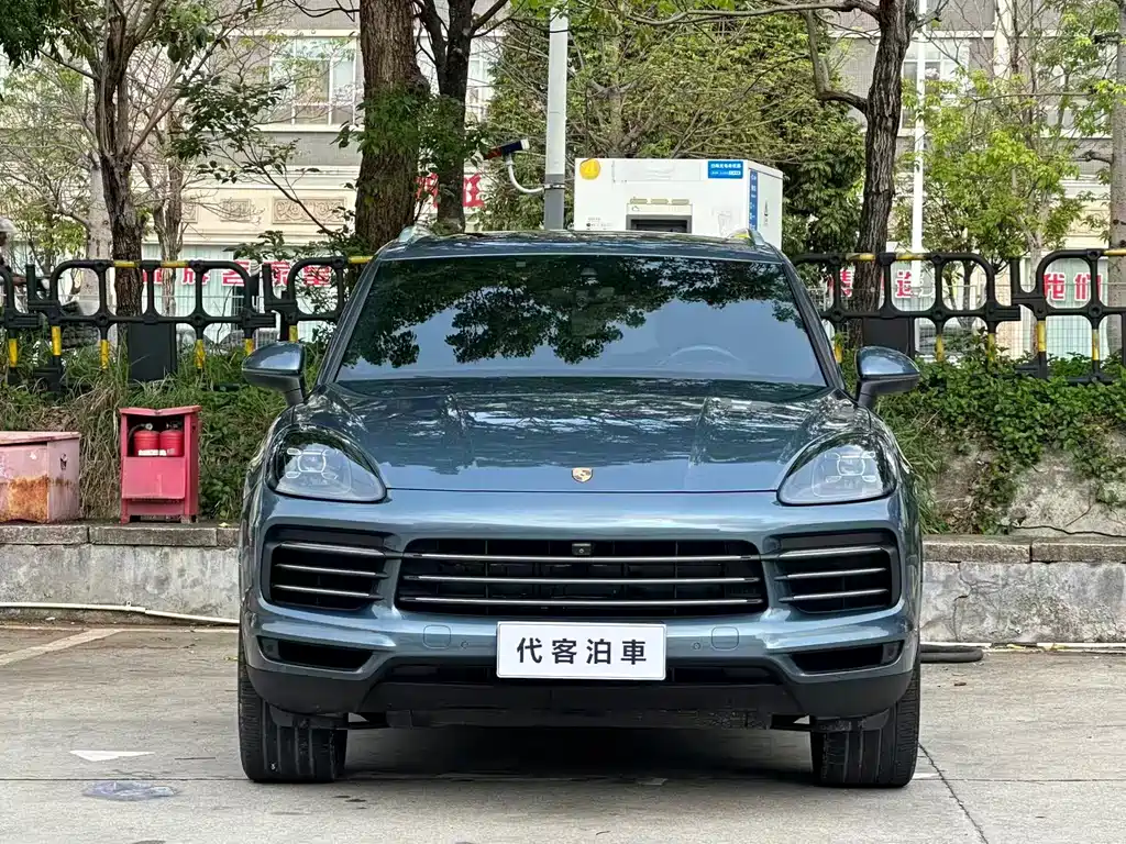 Porsche Cayenne 2018 — фото 2