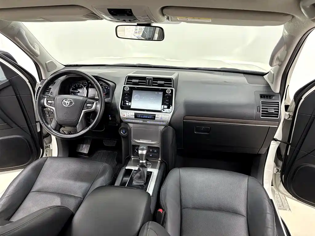 Toyota Prado 2020 — фото 14