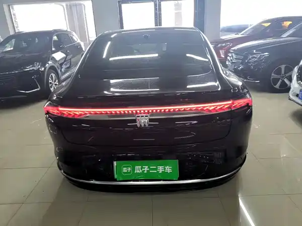 Buick Zhijing L7 2025