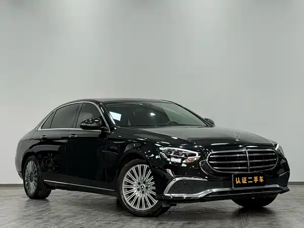 Mercedes-Benz E-Class 2022