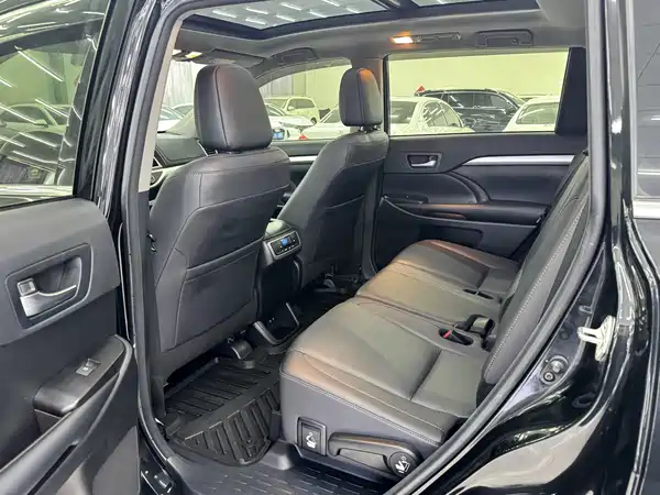 Toyota Highlander 2018