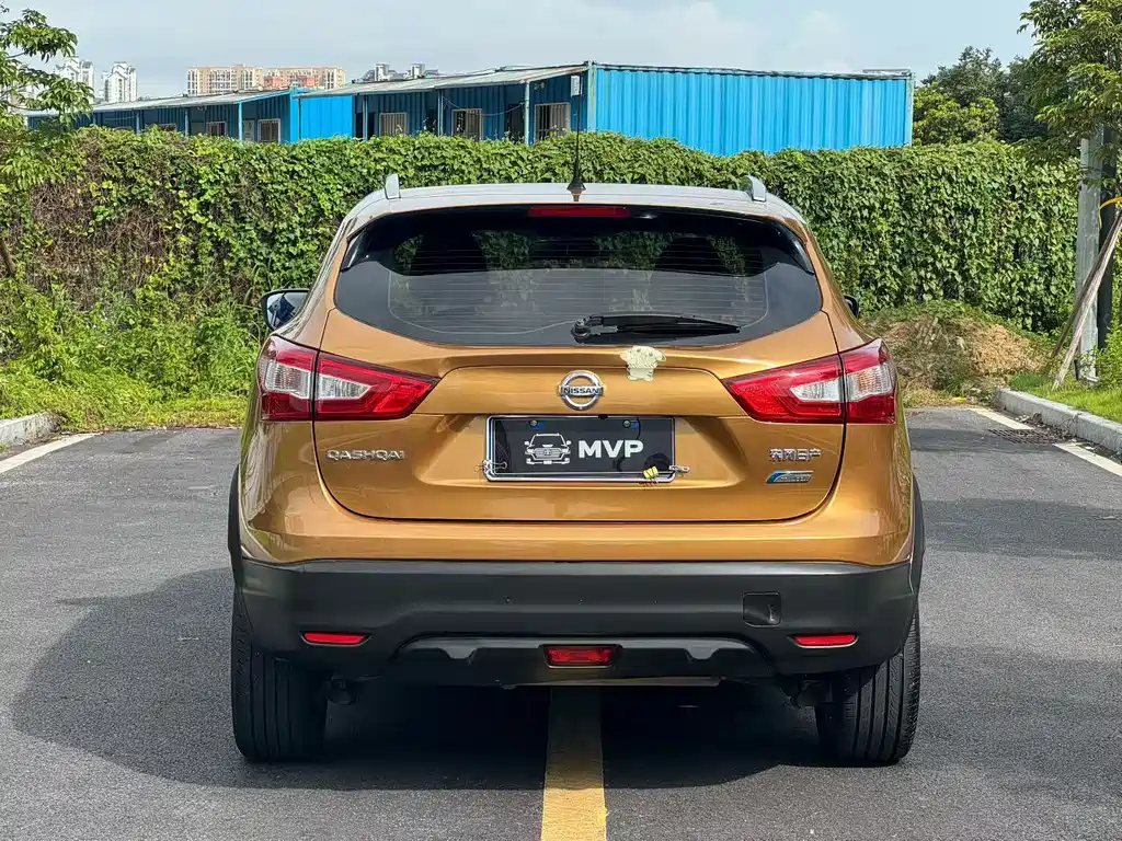 Nissan Qashqai 2015 — фото 8