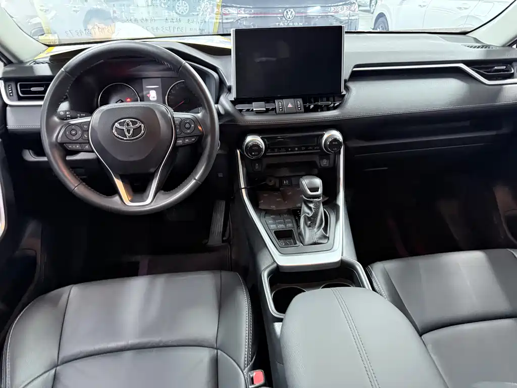 Toyota Wildlander 2022 — фото 12