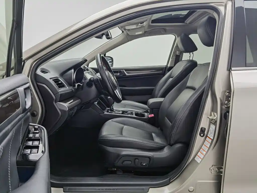 Subaru Outback 2016 — фото 10