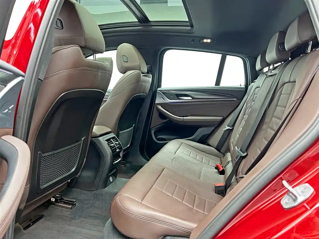 BMW X4 2019 — фото 16