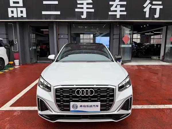 Audi Q2L 2022