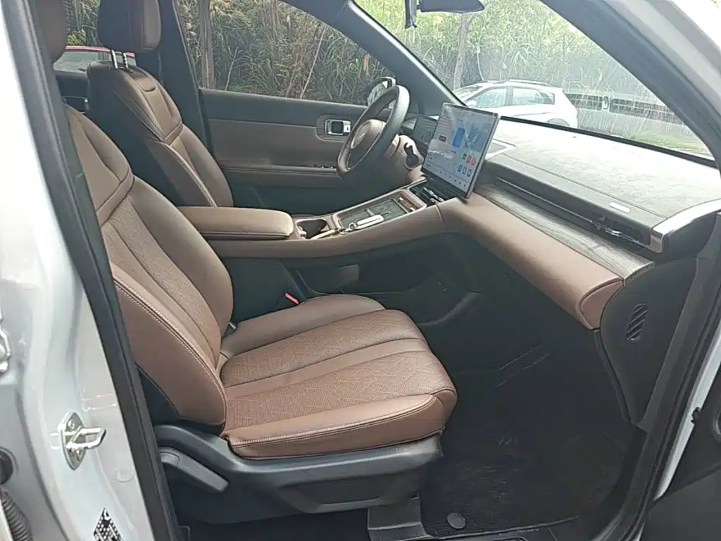 Wuling Starlight S 2024 — фото 20