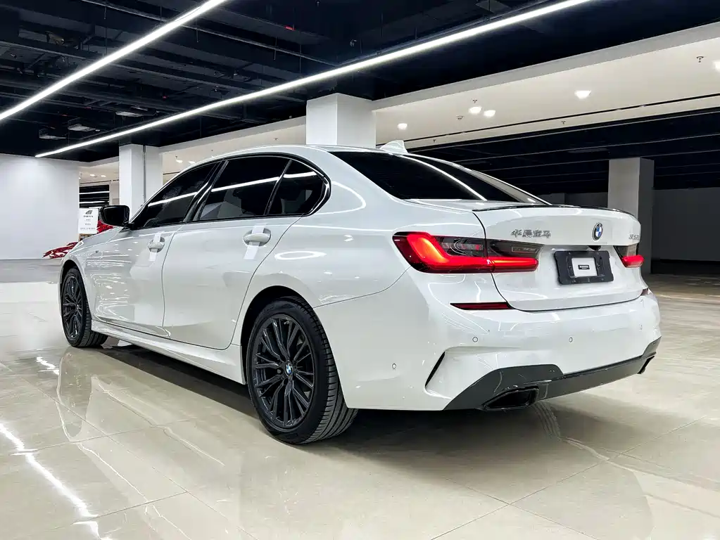 BMW 3 Series 2022