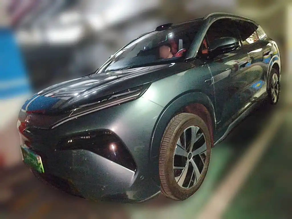 BYD Tang L 2025