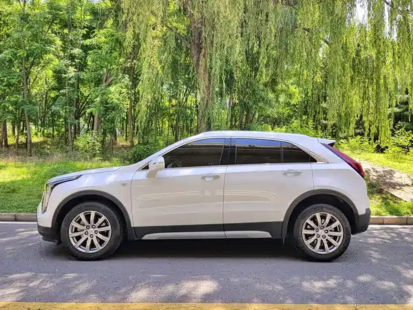 Cadillac XT4 2021