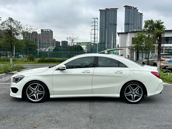 Mercedes-Benz CLA 2016