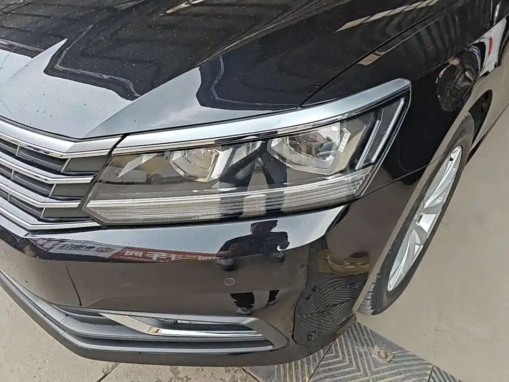 Volkswagen Passat 2018 — фото 24