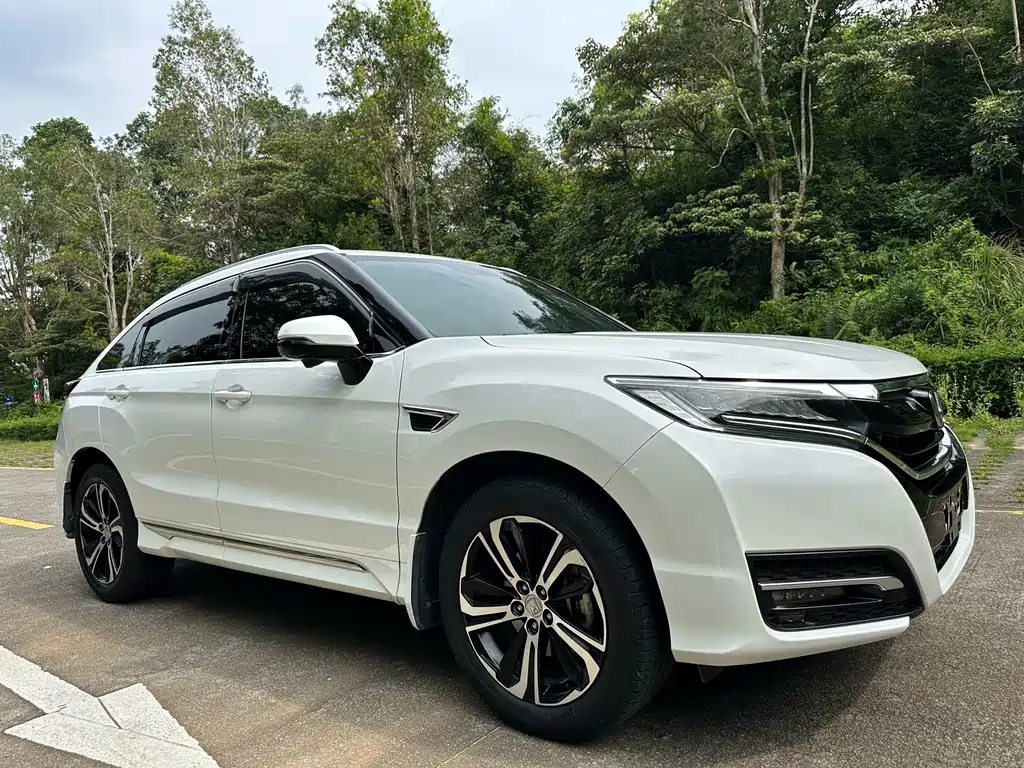 Honda UR-V 2017 — фото 3