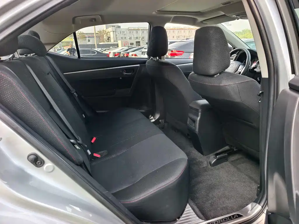 Toyota Corolla 2019 — фото 15