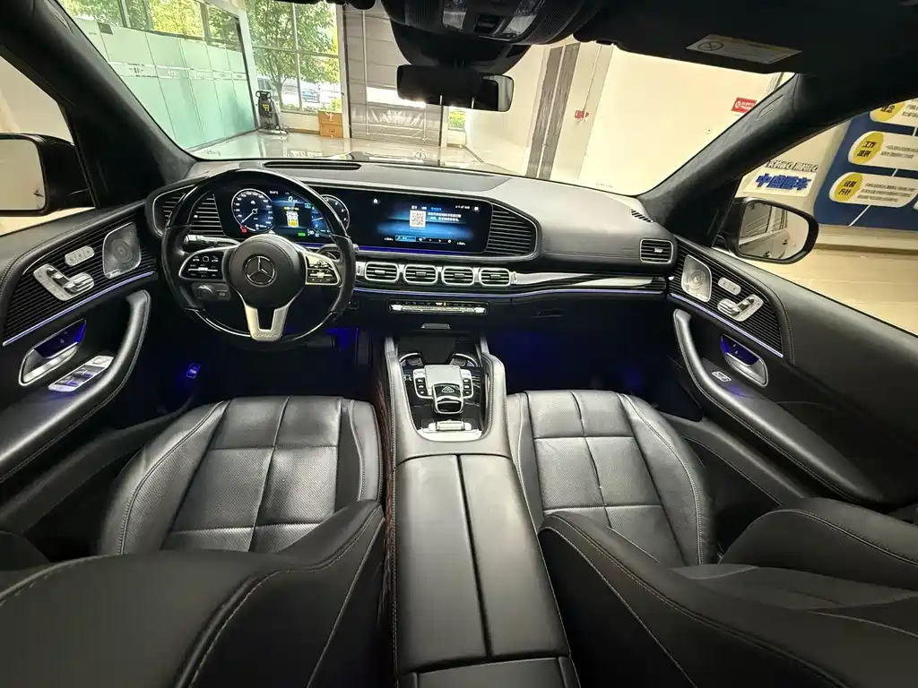 Mercedes-Benz Maybach GLS 2023 — фото 8