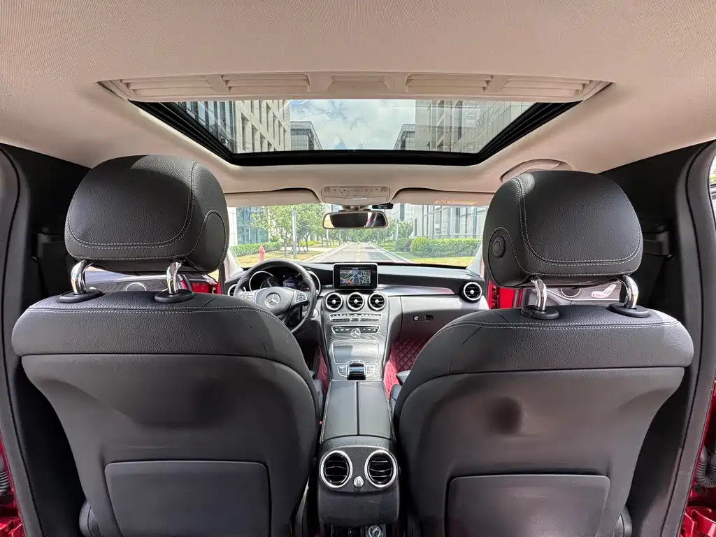 Mercedes-Benz C-Class 2017 — фото 19