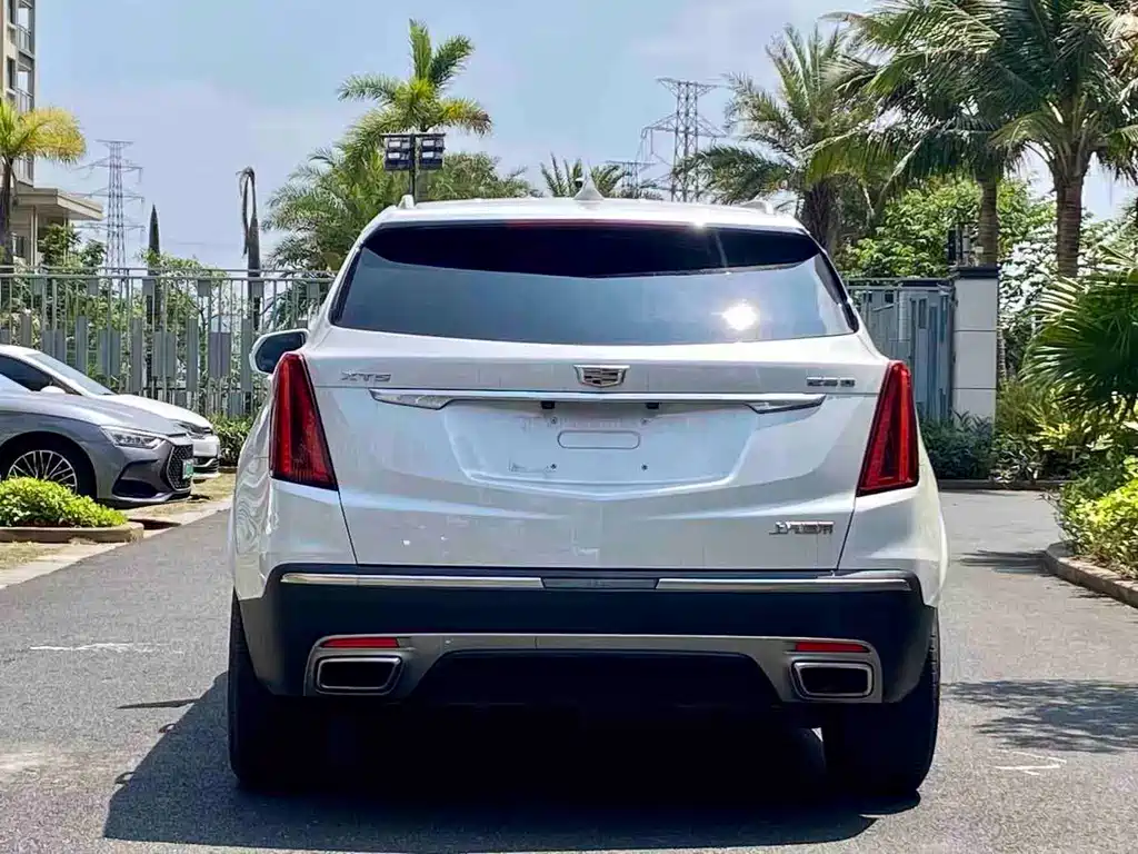 Cadillac XT5 2020 — фото 17