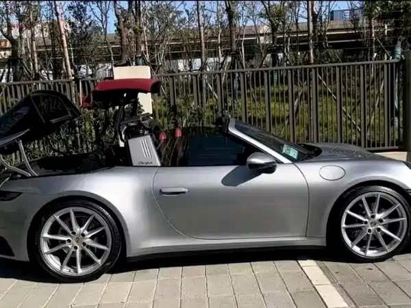 Porsche 911 2023