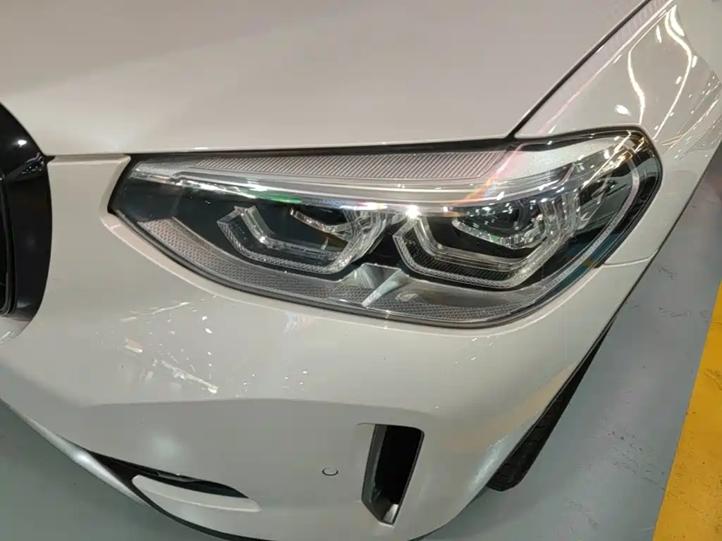 BMW iX3 2021 — фото 18